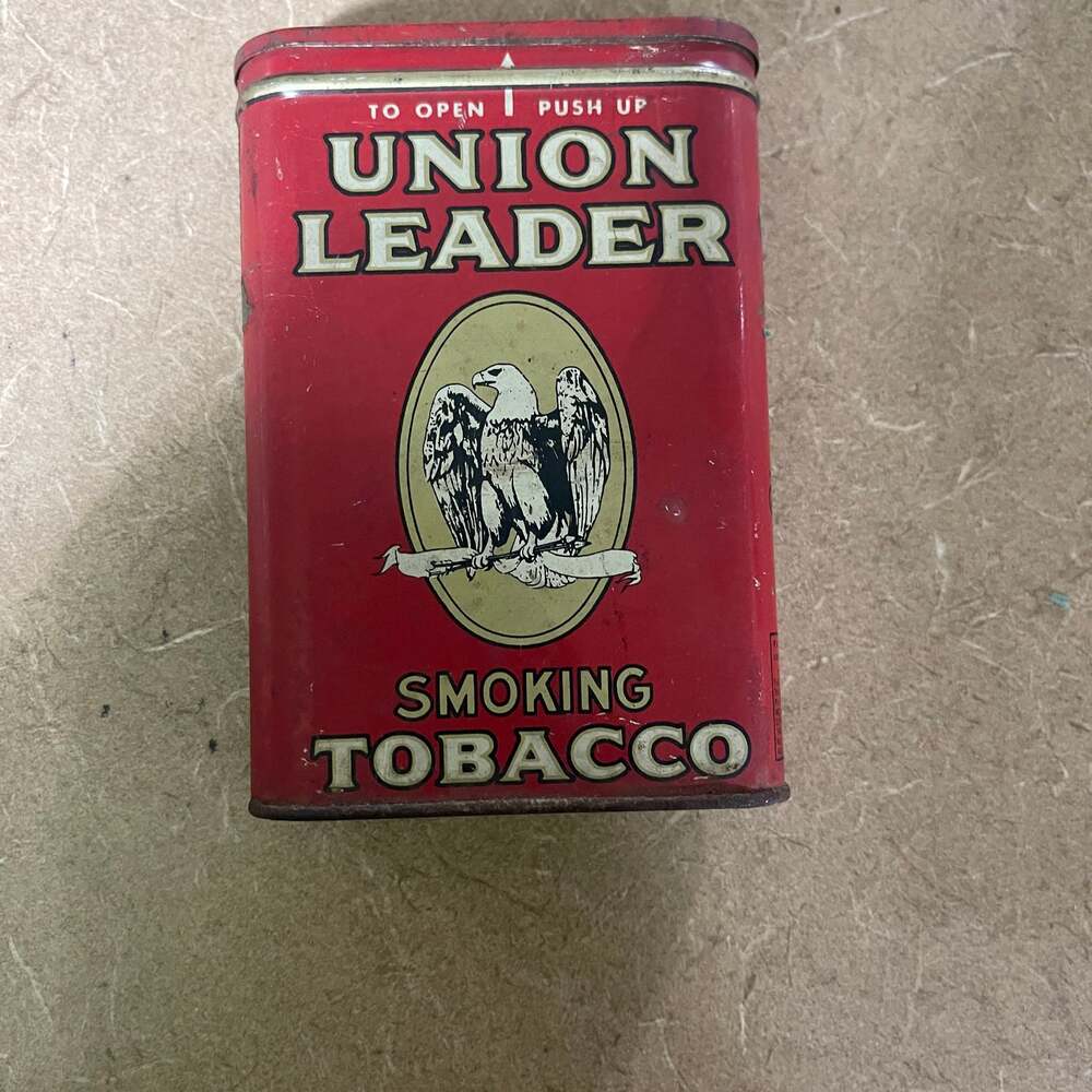 Vintage Union Leader Smoking Tobacco Square Vertical Pocket Tin Advertising